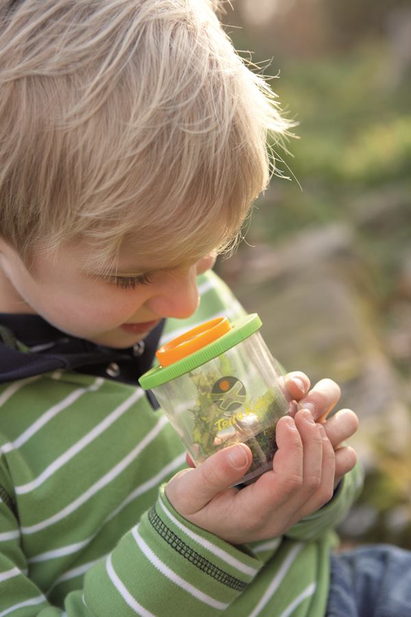 Ndobka s lupou na hmyz Terra Kids Haba so zvovacm sklkom a pavkom