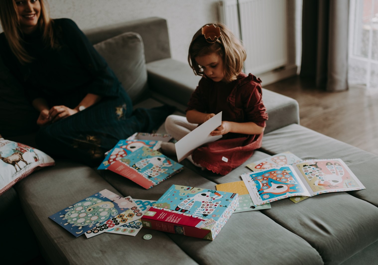 Kreatvne hraky na tvorenie Obrzky s penovmi nlepkami Kvety Janod Atelier Sada Maxi