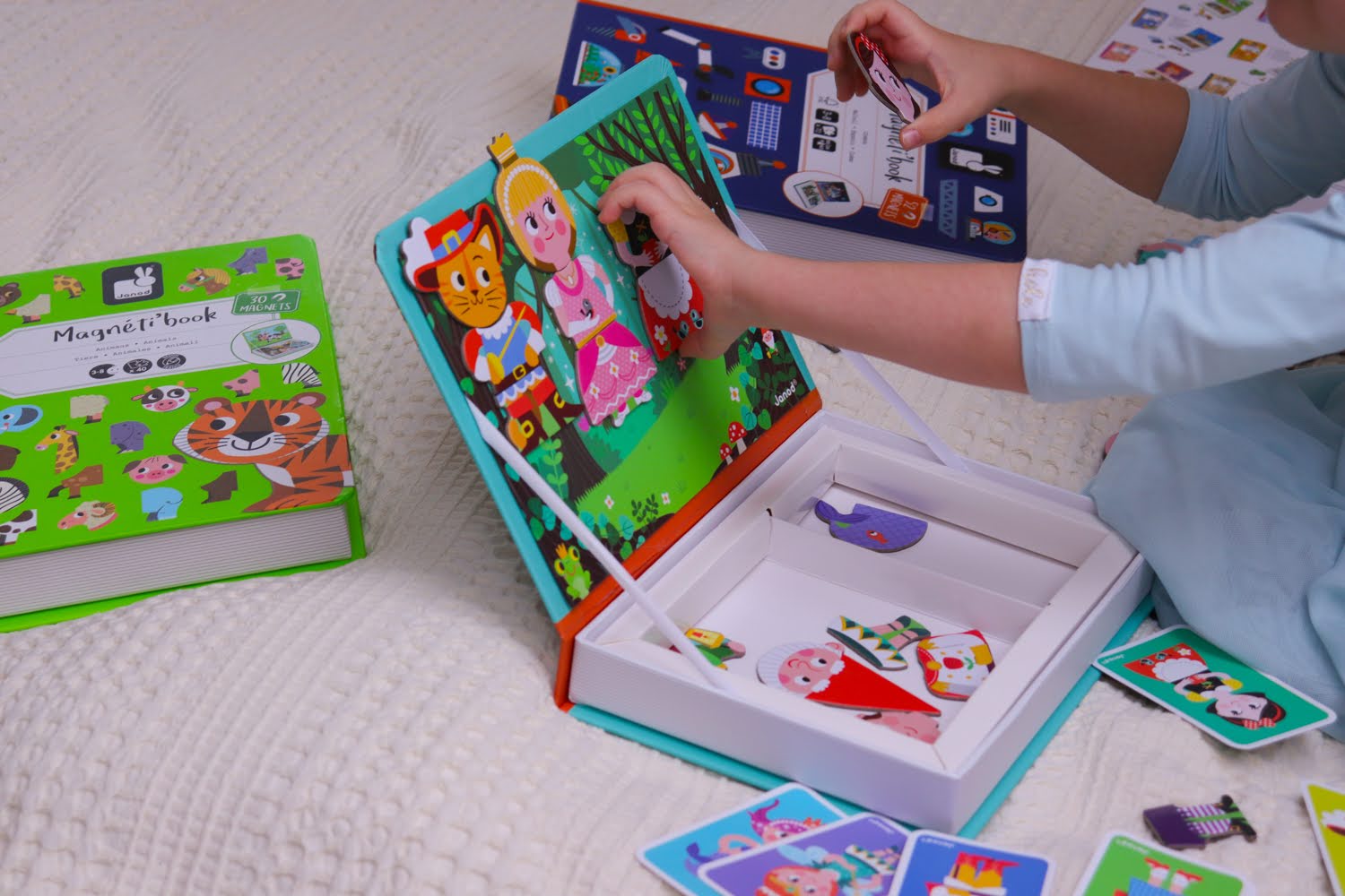 Magnetick kniha skladaka Rozprvky Magnetibook Janod od 3 rokov
