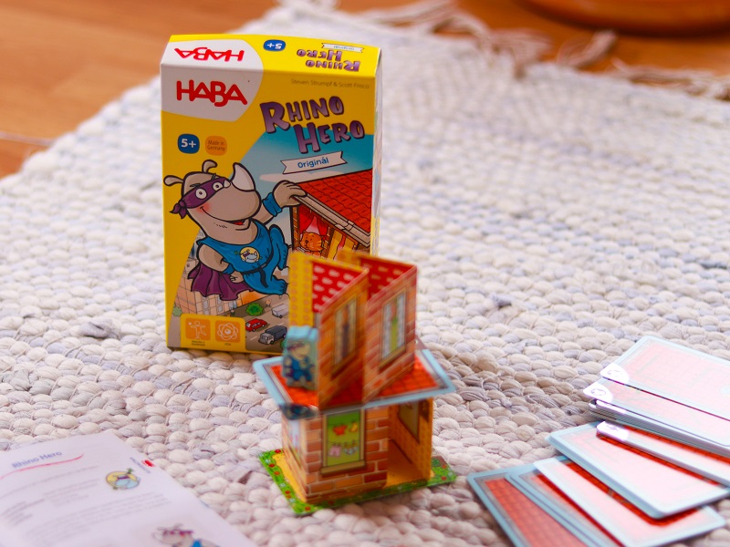 Recenzia: Rhino Hero SK CZ verzia Haba od 5 rokov Recenzia: Rhino Hero SK CZ verzia Haba od 5 rokov