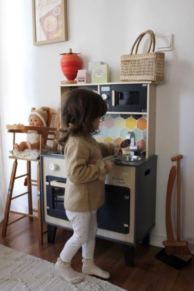 Detsk dreven kuchynka Mozaic Janod s LED doskou a prsluenstvom 6 ks od 3 rokov