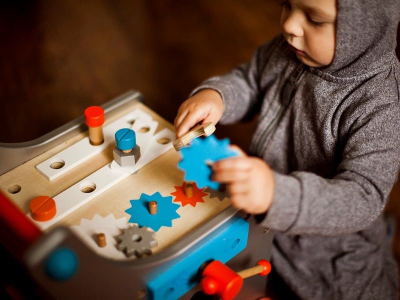 Dreven chodtko a vozk s nradm 25 ks BricoKids Janod od 1 roka