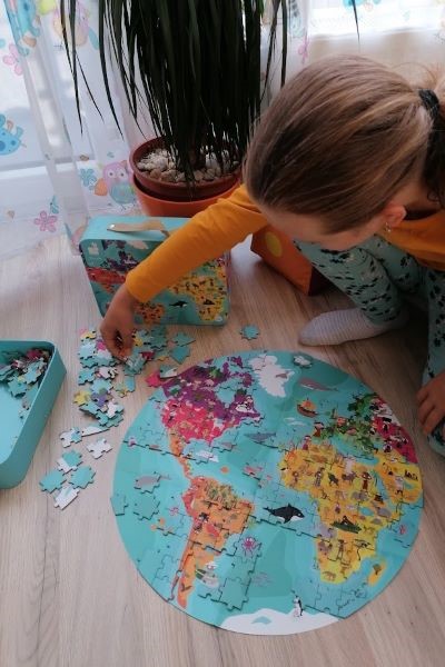Detsk obojstrann puzzle Zemegua Janod v kufrku 208 ks od 6 - 9 rokov