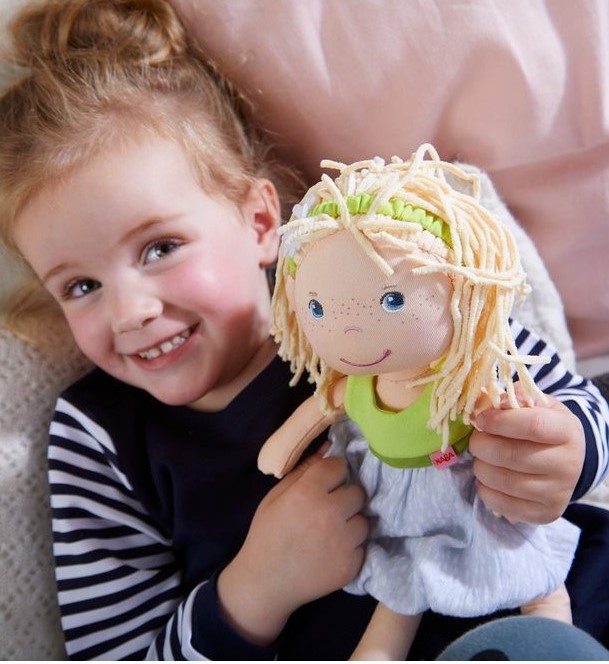 Textilná mäkká handrová bábika Jil Haba 30 cm