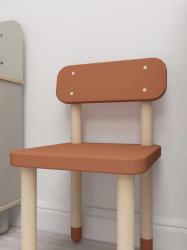 8210059120 Flexa Dreven stolika s operadlom pre deti erven Dots 3