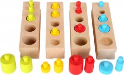 Drevené Montessori valčeky s úchytmi Small Foot Small foot 4 farby od 3 rokov
